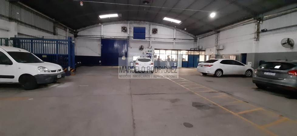 GALPON CON OFICINAS