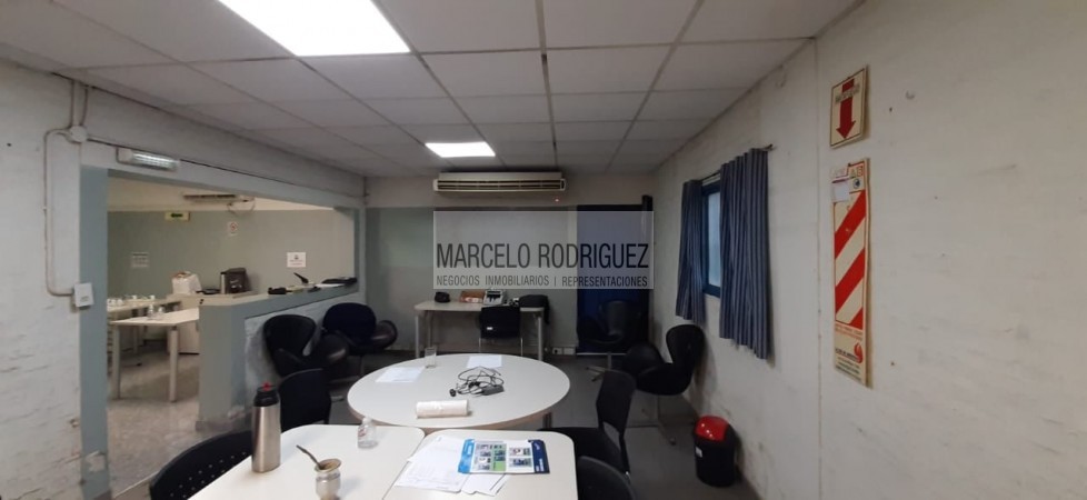 GALPON CON OFICINAS