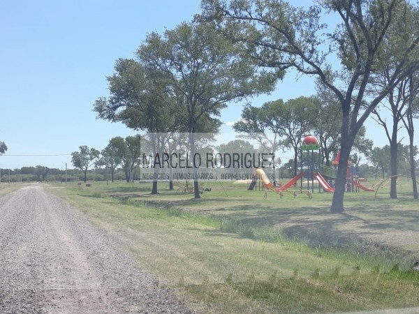 LOTES EN BARRIO CERRADO