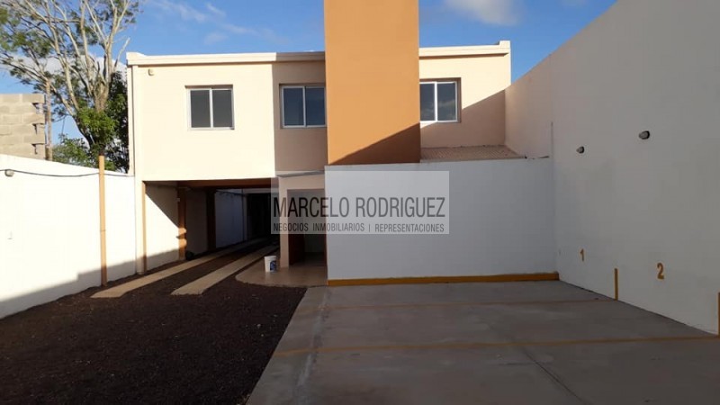 DUPLEX