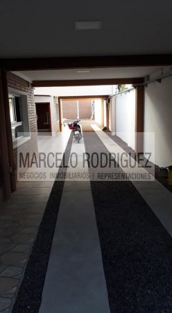 DUPLEX